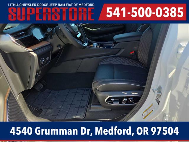 2026 Jeep Grand Cherokee Summit