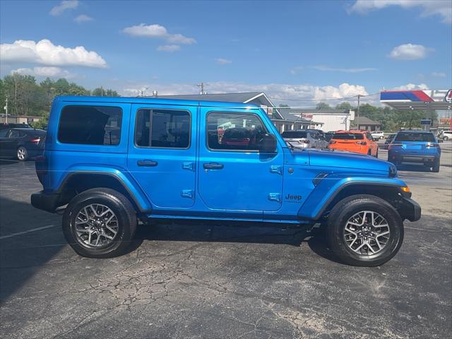 2025 Jeep Wrangler 4-Door Sahara 4x4