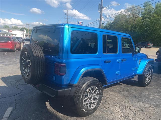 2025 Jeep Wrangler 4-Door Sahara 4x4
