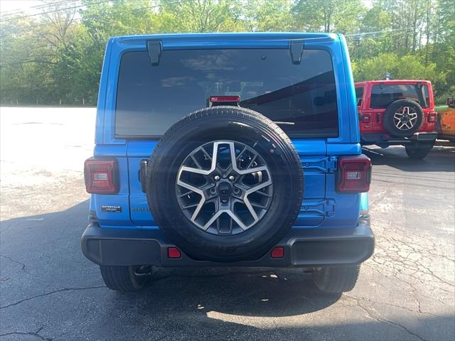 2025 Jeep Wrangler 4-Door Sahara 4x4
