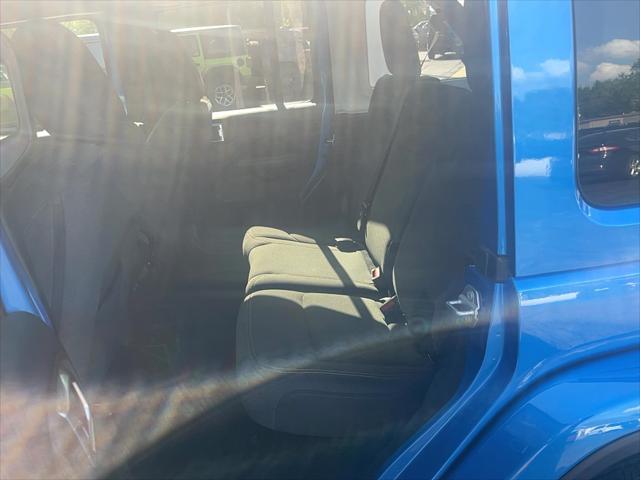 2025 Jeep Wrangler 4-Door Sahara 4x4