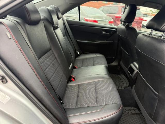 2015 Toyota Camry SE