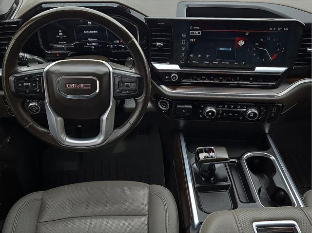 2022 GMC Sierra 1500 4WD Crew Cab Short Box SLT
