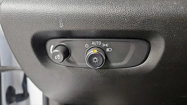 2023 Chevrolet Traverse AWD LS
