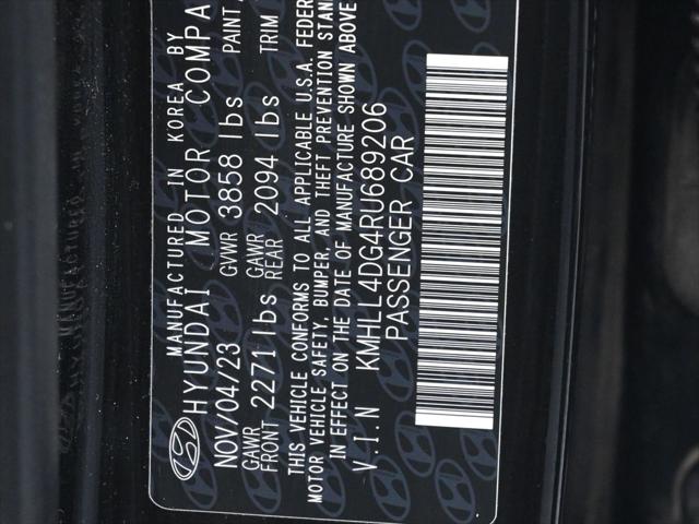 2024 Hyundai Elantra SE