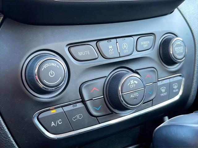 2022 Jeep Cherokee Latitude Lux 4x4