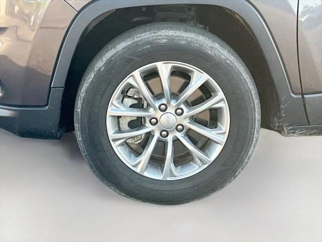 2022 Jeep Cherokee Latitude Lux 4x4