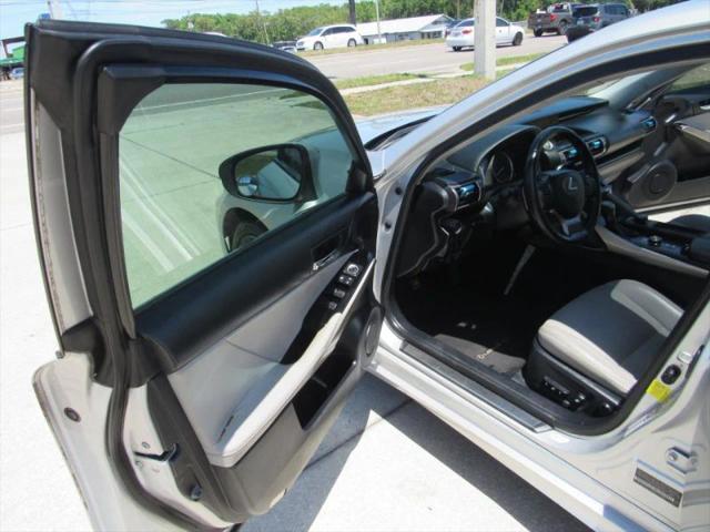 2015 Lexus IS 250 Crafted Line