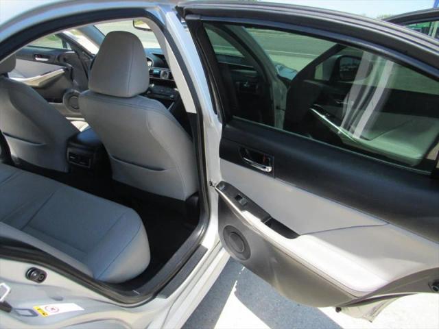 2015 Lexus IS 250 Crafted Line