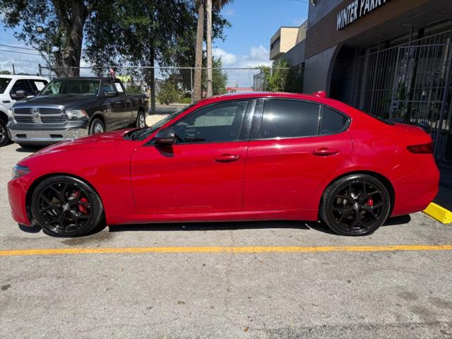 2019 Alfa Romeo Giulia Sport RWD