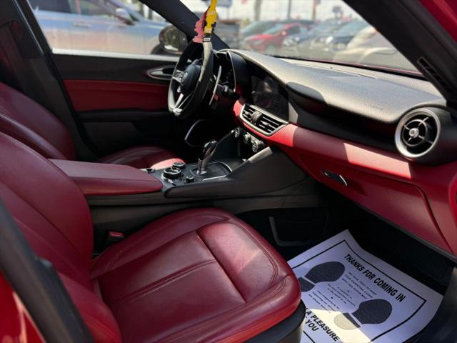 2019 Alfa Romeo Giulia Sport RWD