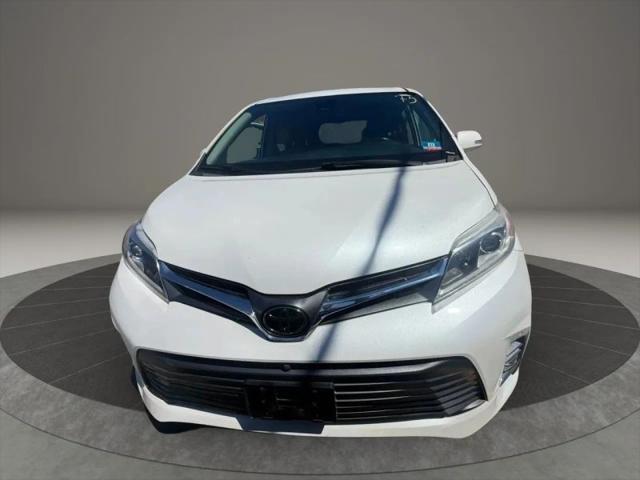 2019 Toyota Sienna Limited 7 Passenger