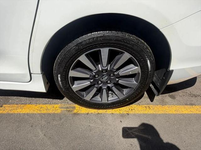 2019 Toyota Sienna Limited 7 Passenger