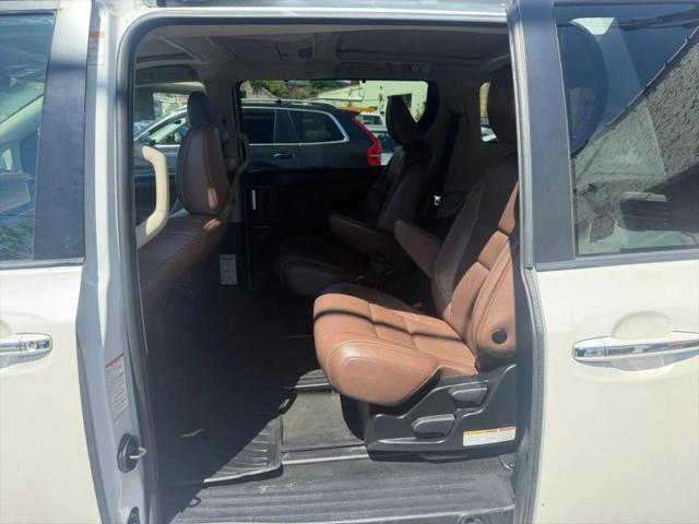 2019 Toyota Sienna Limited 7 Passenger