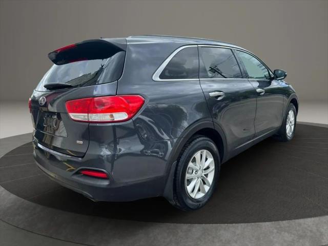2016 Kia Sorento 2.4L LX