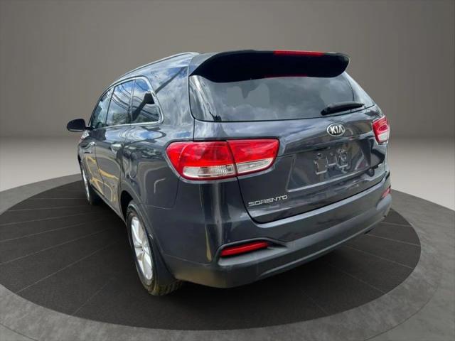 2016 Kia Sorento 2.4L LX