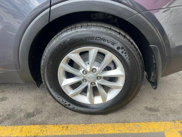 2016 Kia Sorento 2.4L LX