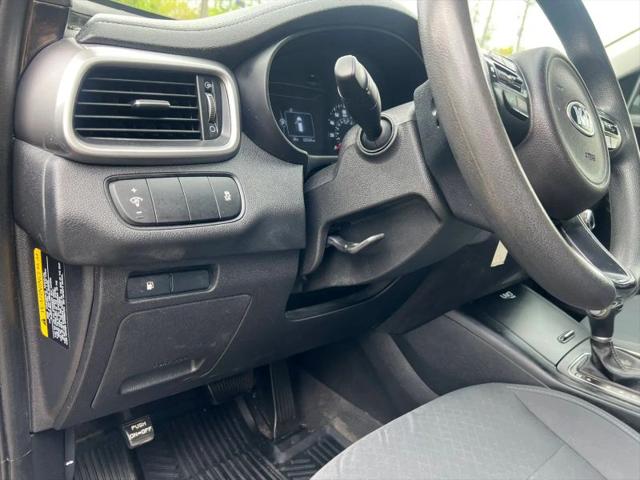 2016 Kia Sorento 2.4L LX