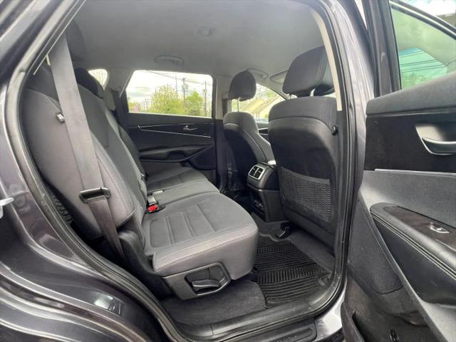 2016 Kia Sorento 2.4L LX