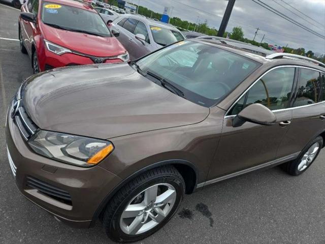 2013 Volkswagen Touareg VR6 Lux