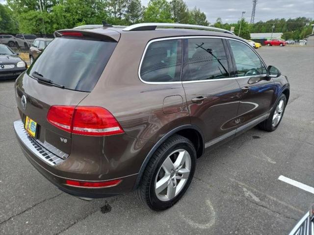 2013 Volkswagen Touareg VR6 Lux