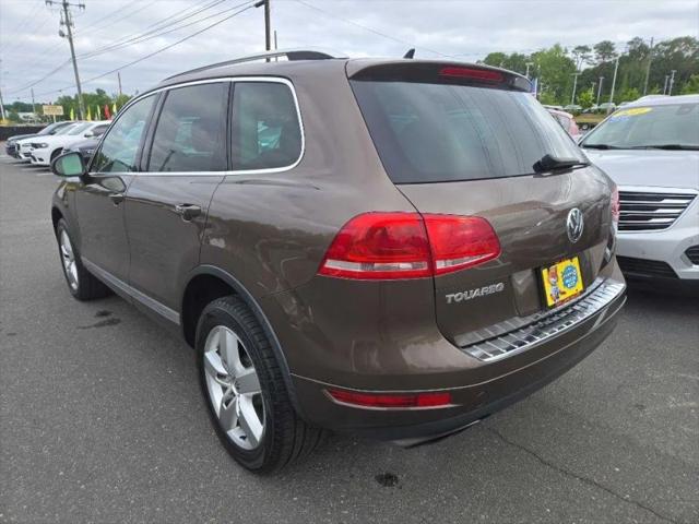2013 Volkswagen Touareg VR6 Lux