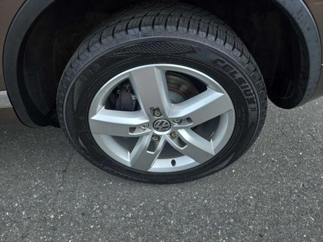 2013 Volkswagen Touareg VR6 Lux