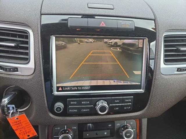 2013 Volkswagen Touareg VR6 Lux
