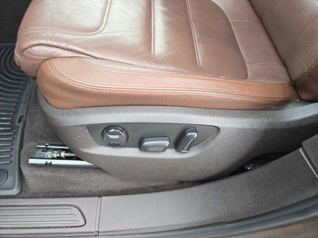 2013 Volkswagen Touareg VR6 Lux