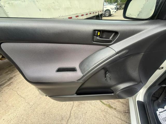 2004 Toyota Matrix XR