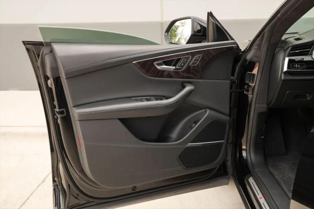 2022 Audi Q8 Prestige 55 TFSI quattro Tiptronic