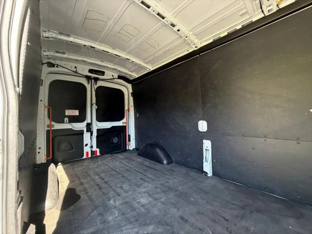 2019 Ford Transit Medium Roof w/Sliding Side Door w/LWB