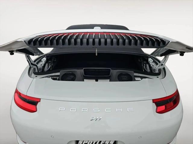 2017 Porsche 911 Carrera 4