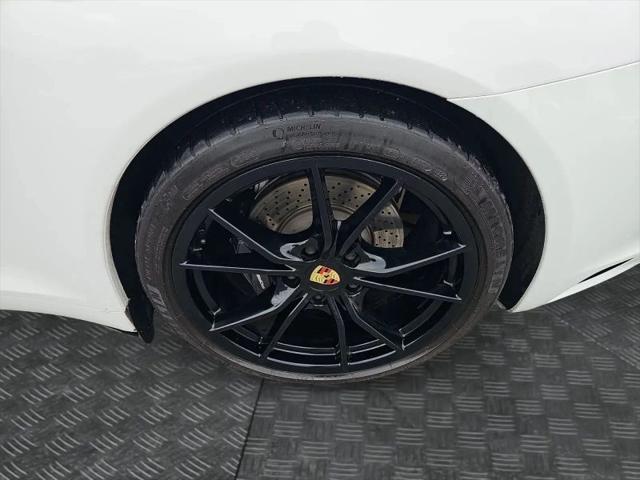 2017 Porsche 911 Carrera 4