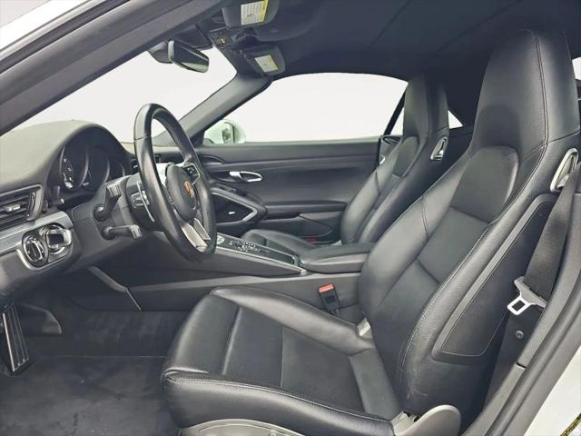 2017 Porsche 911 Carrera 4