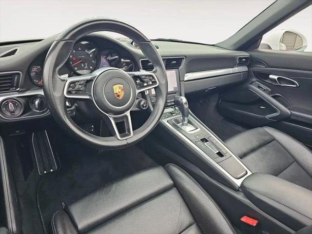 2017 Porsche 911 Carrera 4
