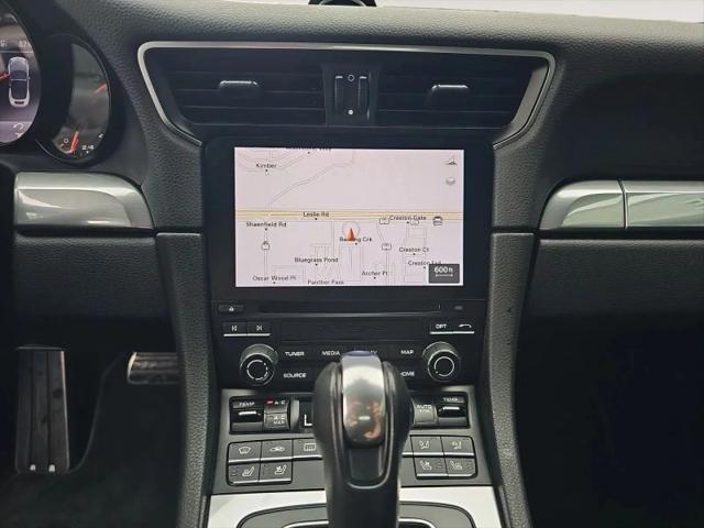 2017 Porsche 911 Carrera 4