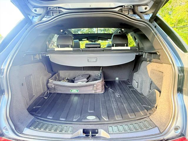 2022 Land Rover Discovery Sport SE R-Dynamic
