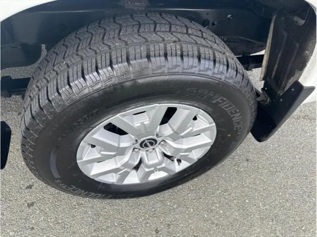 2023 Nissan Frontier Crew Cab Long Bed SV 4x2