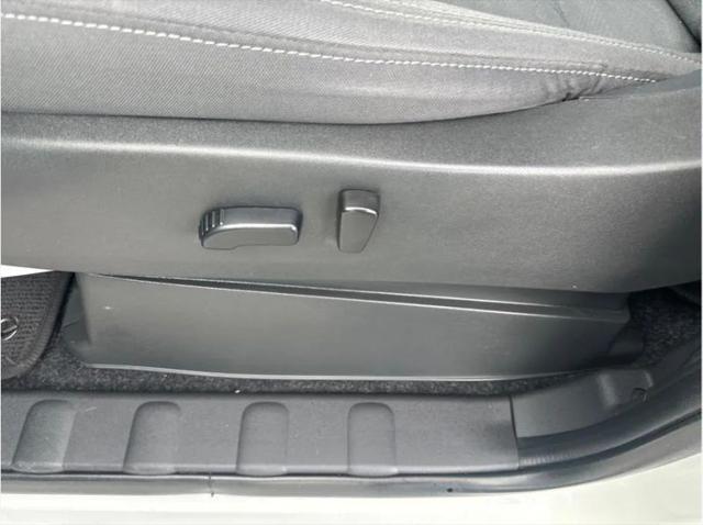 2023 Nissan Frontier Crew Cab Long Bed SV 4x2