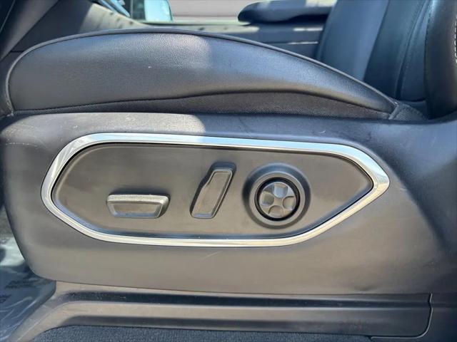 2024 Jeep Wagoneer Series II Carbide 4x4