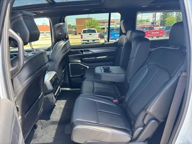 2024 Jeep Wagoneer Series II Carbide 4x4