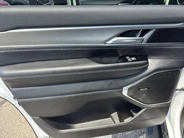 2024 Jeep Wagoneer Series II Carbide 4x4