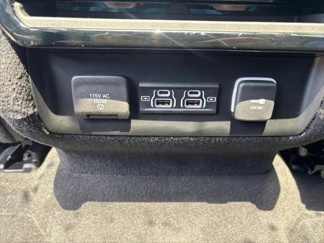 2024 Jeep Wagoneer Series II Carbide 4x4