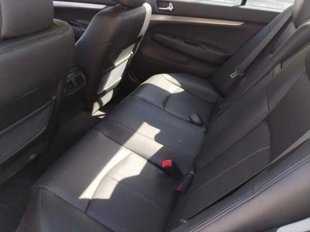 2011 INFINITI G37 Journey