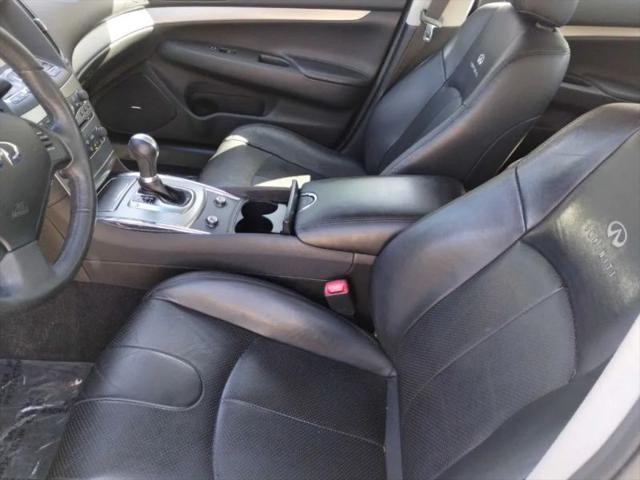 2011 INFINITI G37 Journey