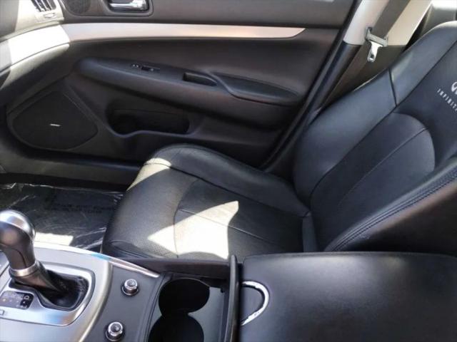 2011 INFINITI G37 Journey
