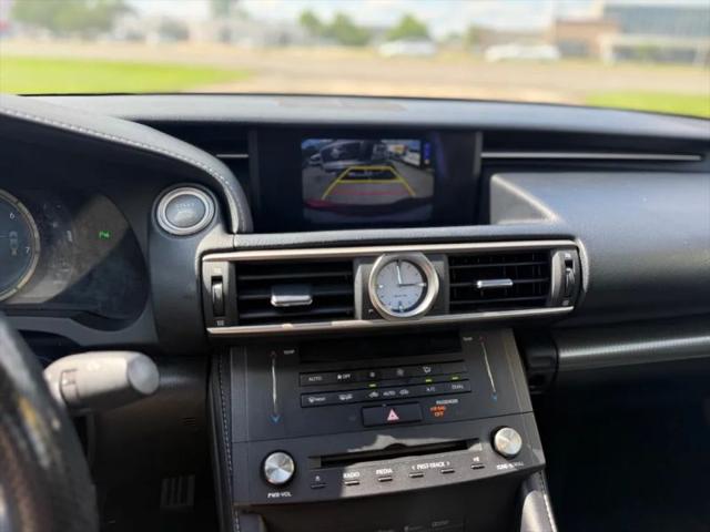2016 Lexus RC 200t 200t