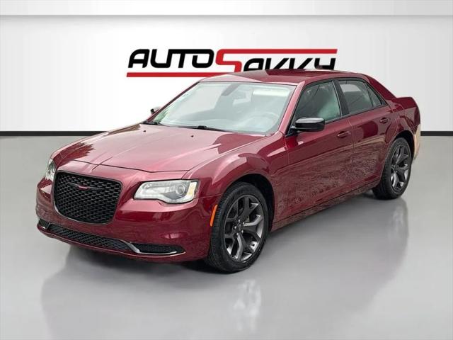 2022 Chrysler 300 Touring