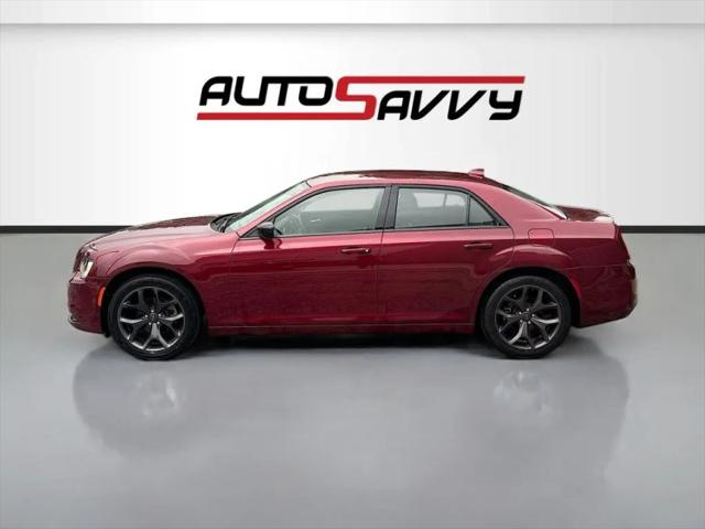 2022 Chrysler 300 Touring